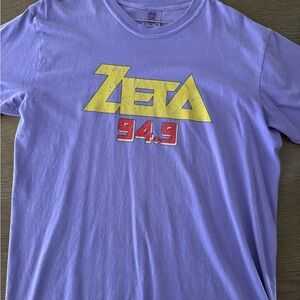 Zeta 94.9 Purple Comfort Colors  T-Shirt Large